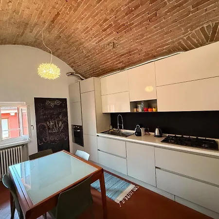 At Piazza Erbe Sky View 360 Free Parking Apartment Verona