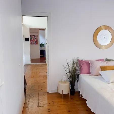 At Piazza Erbe Sky View 360 Free Parking Apartment