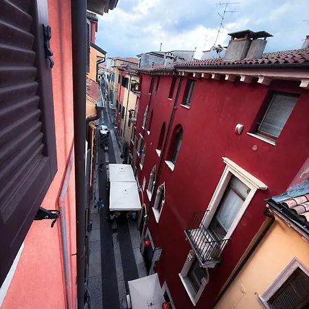 At Piazza Erbe Sky View 360 Free Parking Διαμέρισμα Βερόνα