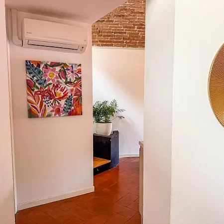At Piazza Erbe Sky View 360 Free Parking Βερόνα